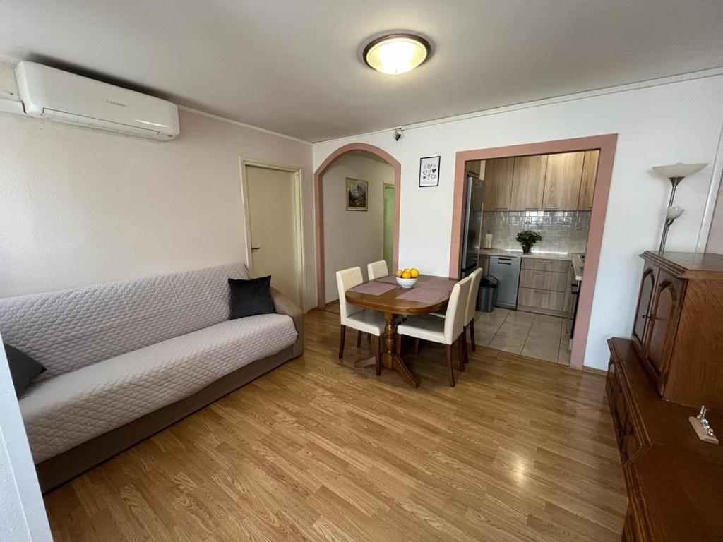 Apartman Spahija Šibenik Exterior foto